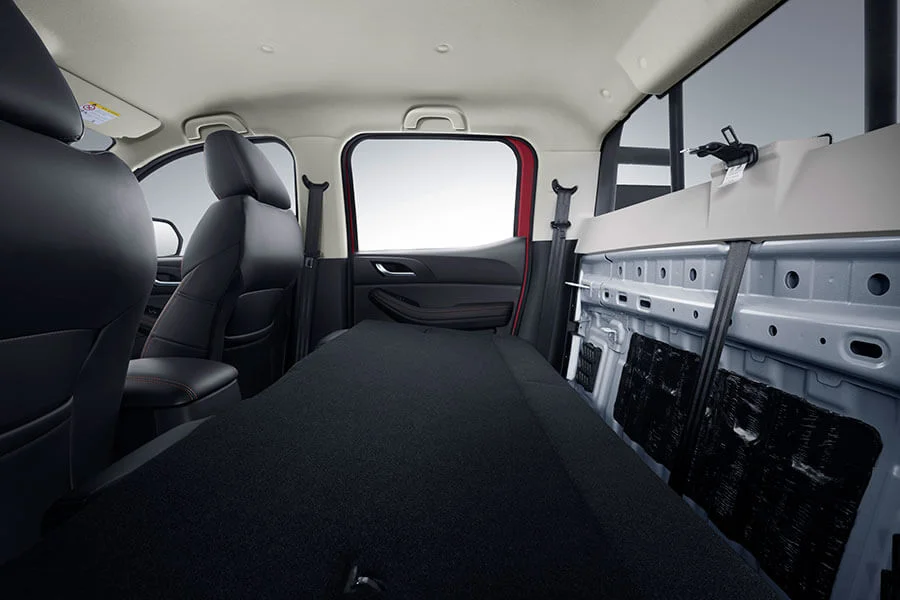 BAW_PickUp_interior_004_gallery.jpg
